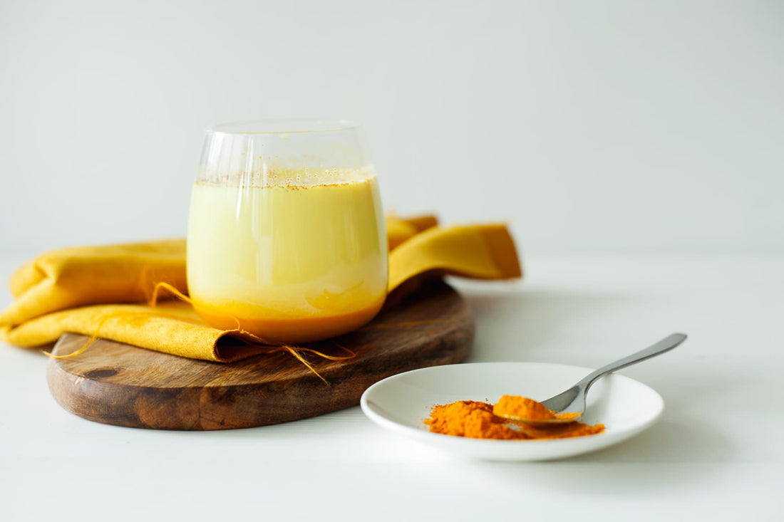 5 Health Benefits of Turmeric Latte “Golden Milk" & How to Make it!